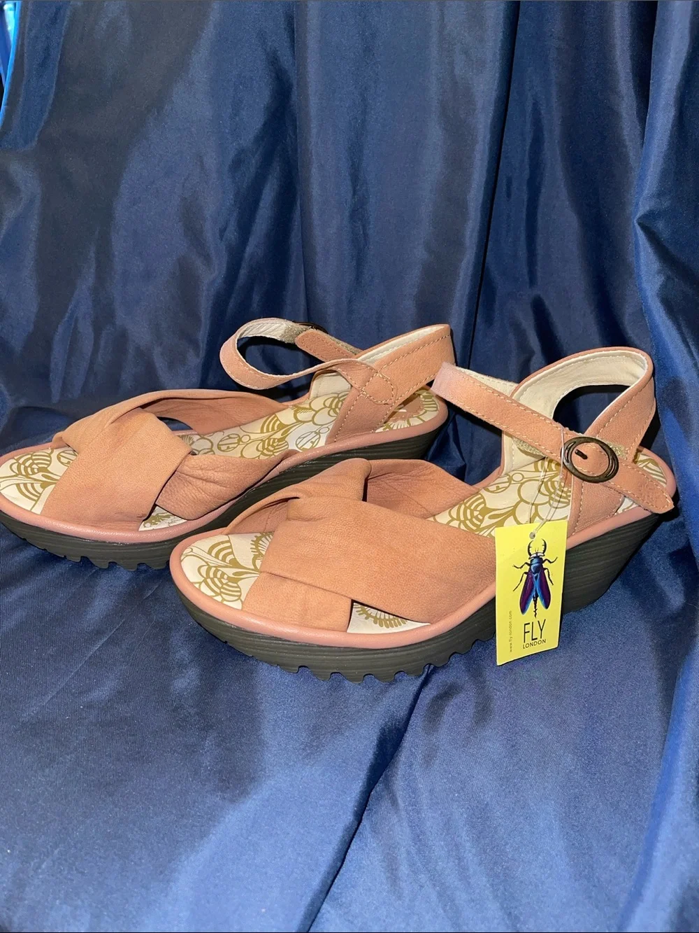 FLY London Women's Rose Crisscross Leather Wedge Sandals